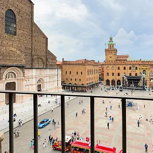 Immobo Domus - Piazza Maggiore View Apartment Bologna