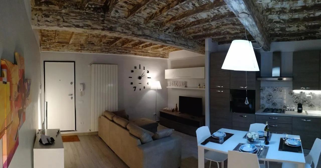 La Casa De Lazarina Apartment Florence